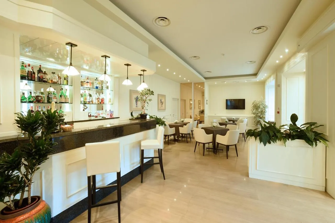 Hotel Europa & Concordia Alassio 4*,