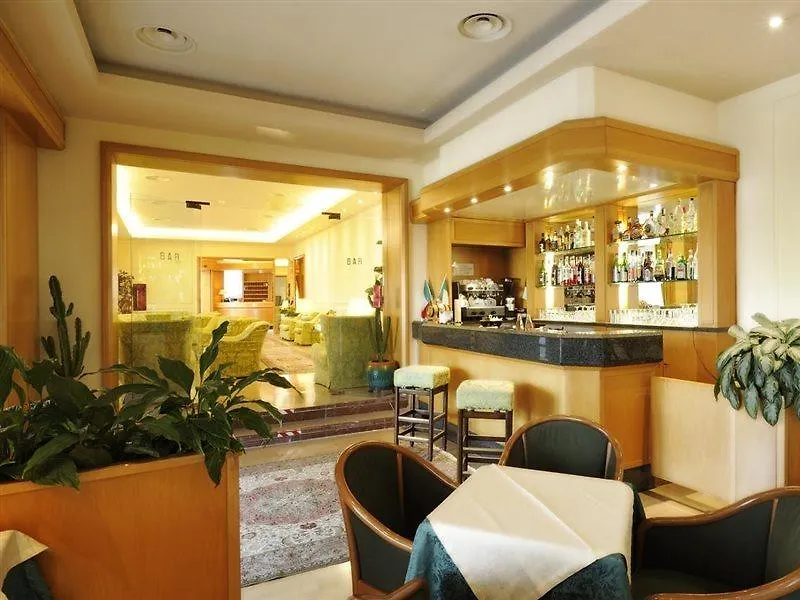 Hotel Europa & Concordia アラッシオ 4*,
